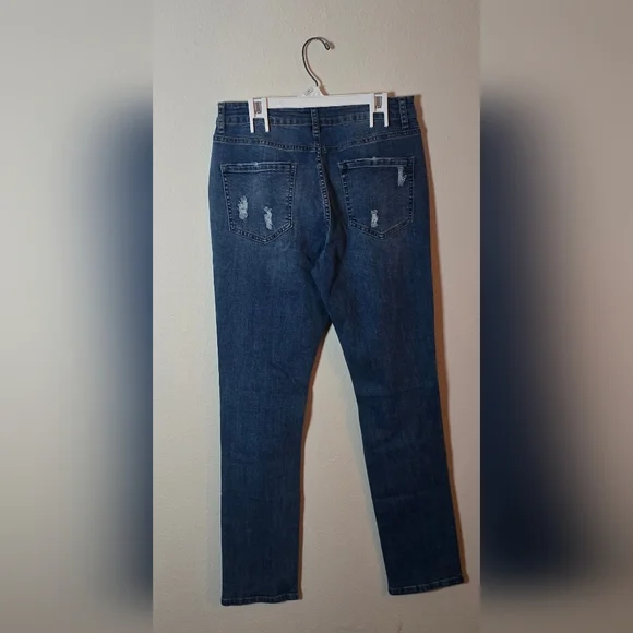 Tres Chic Dark Wash Distressed Floral Patch Boho Casual Festival Jeans New Small - Picture 4 of 5